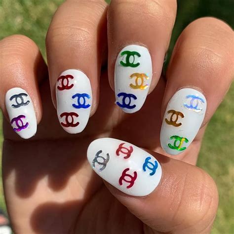 Chanel nail art